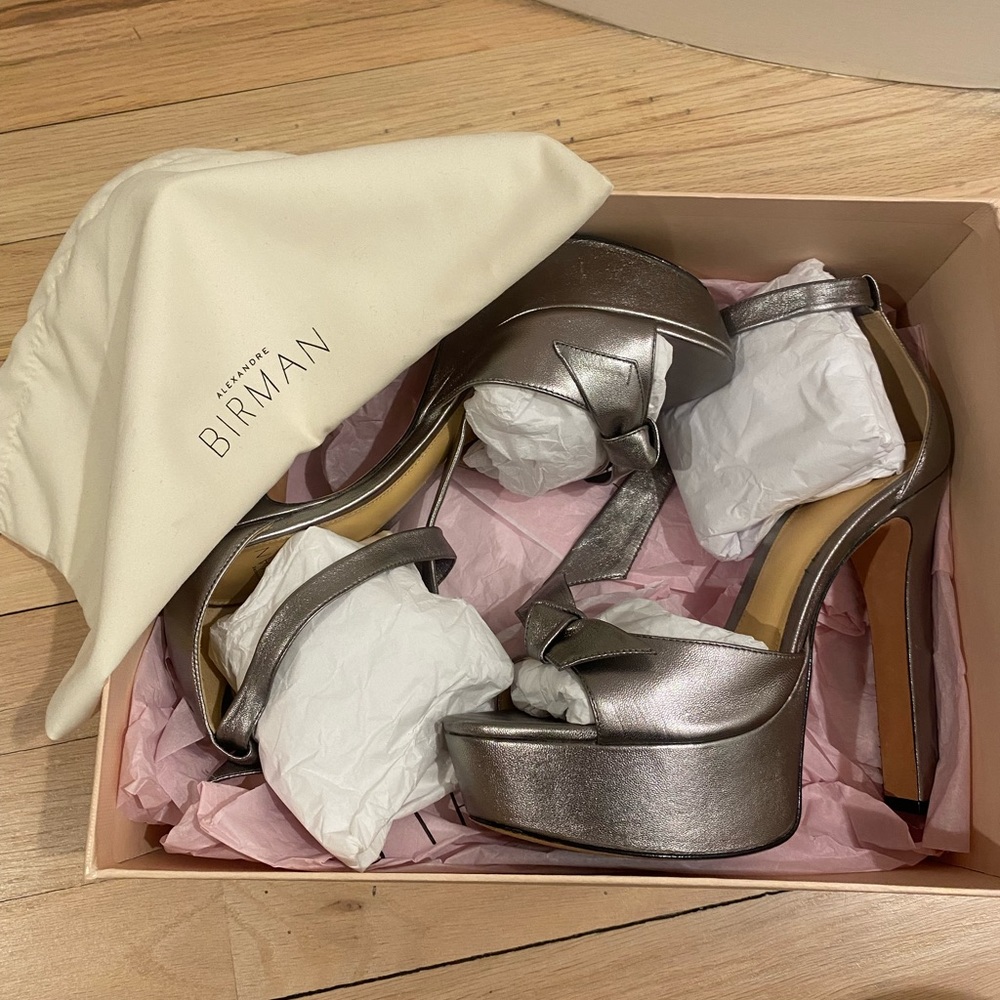 Alexandre Birman Clarita 125mm Metallic leather heal